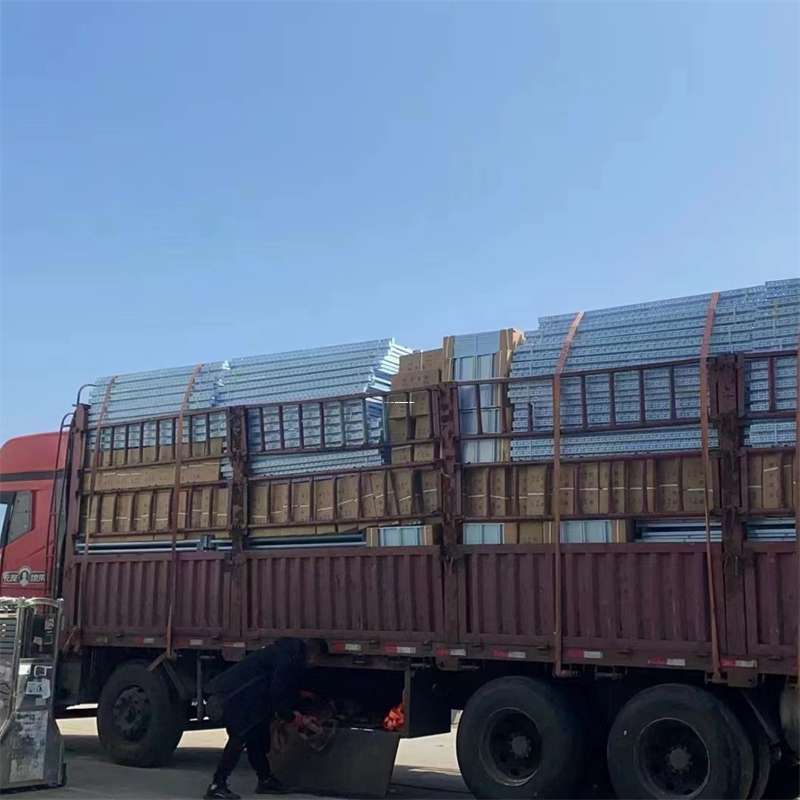 乌兰察布到新疆阿勒泰富蕴县物流公司，一站式服务